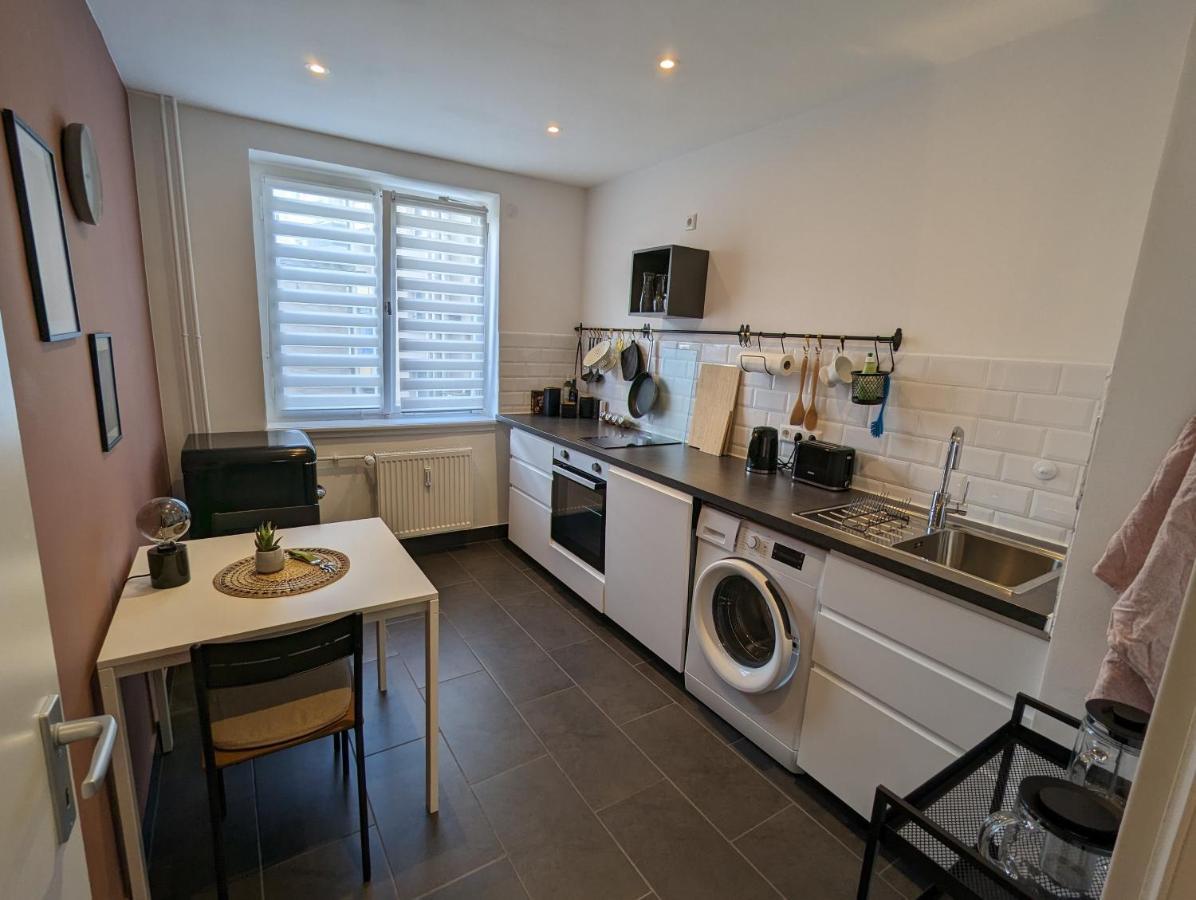 Goldstadt Apartments Пфорцхайм Екстериор снимка