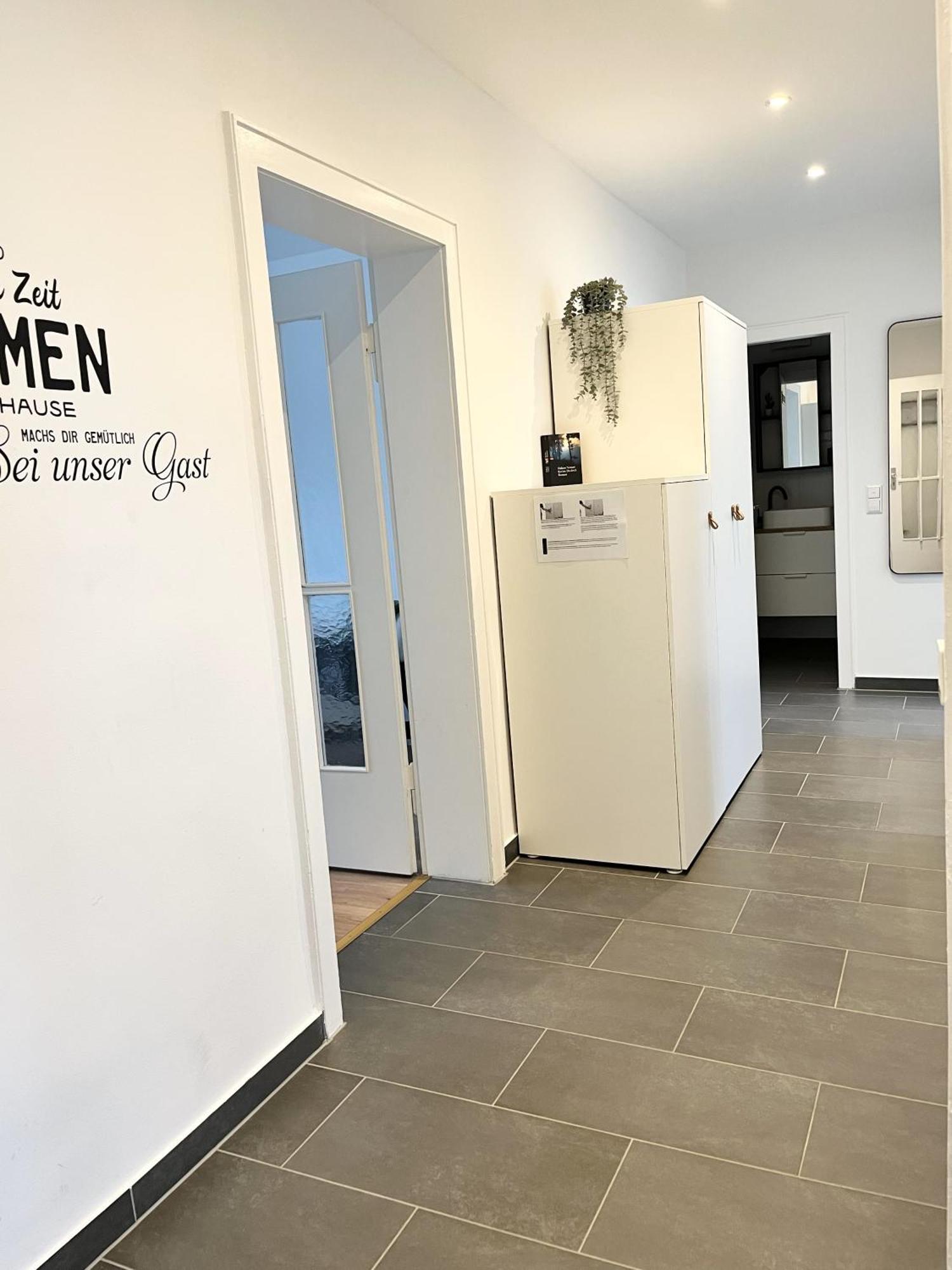 Goldstadt Apartments Пфорцхайм Екстериор снимка