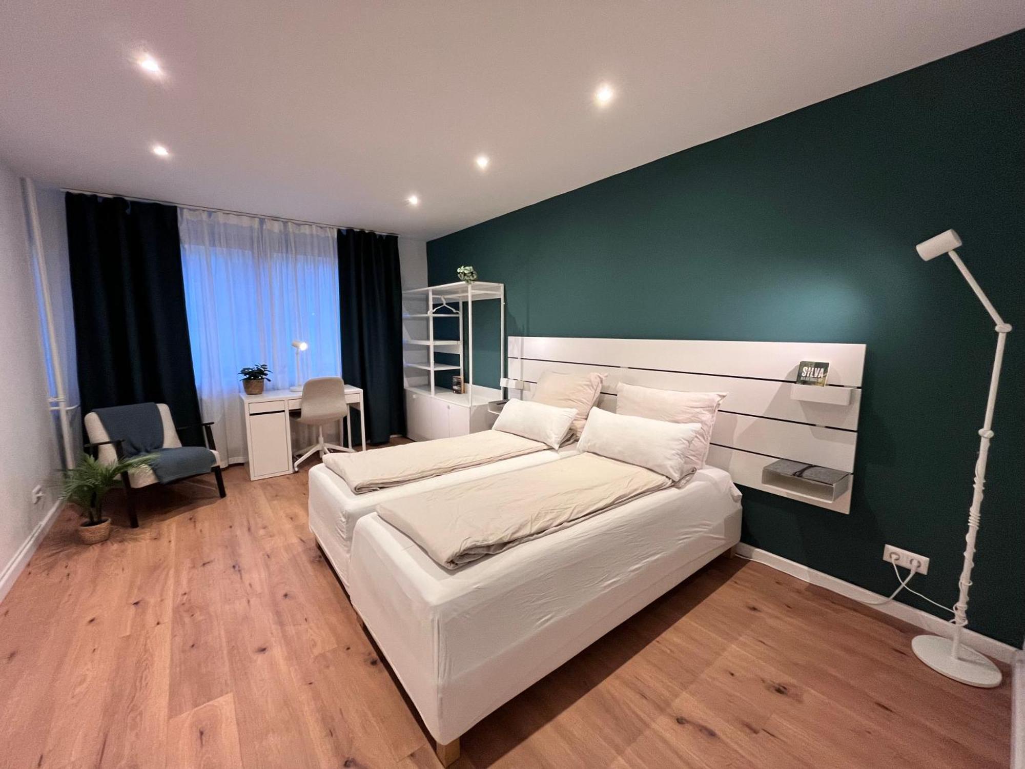 Goldstadt Apartments Пфорцхайм Екстериор снимка