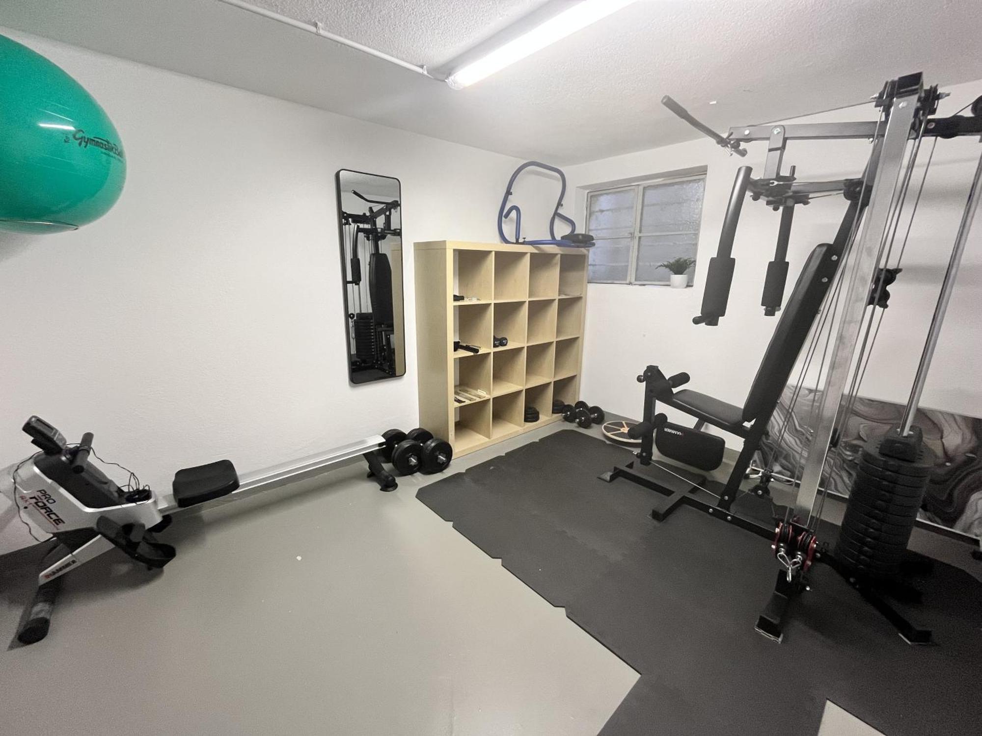 Goldstadt Apartments Пфорцхайм Екстериор снимка